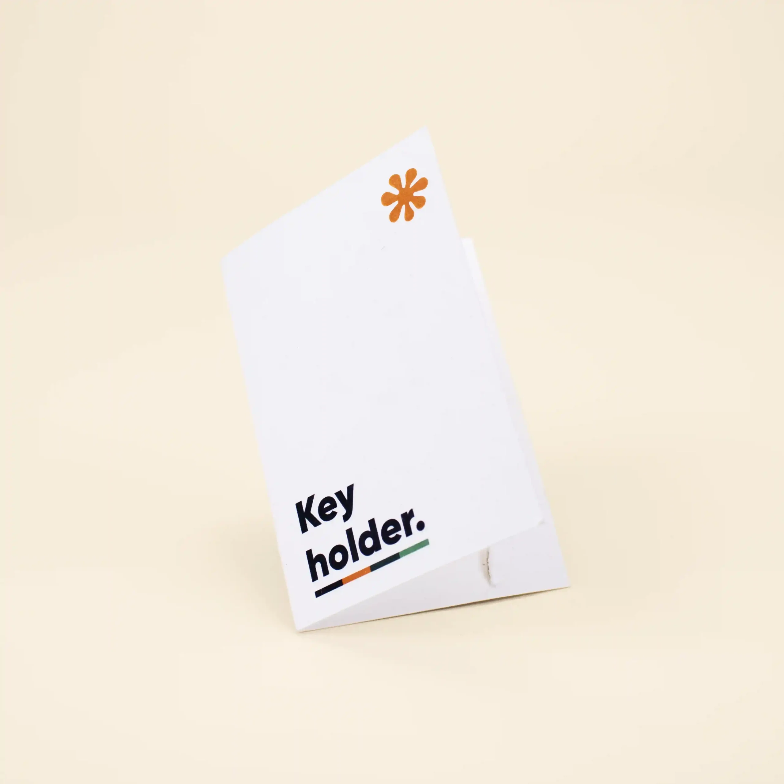 PAPEL ECO: KARTE Porta llaves de hotel en díptico. Impresión a todo color