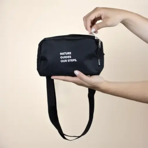 PORTIA: Black bum bag, rPET material